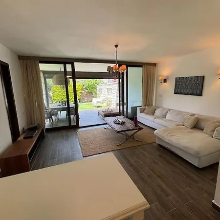 بيت للعطل Alacati Olive House *